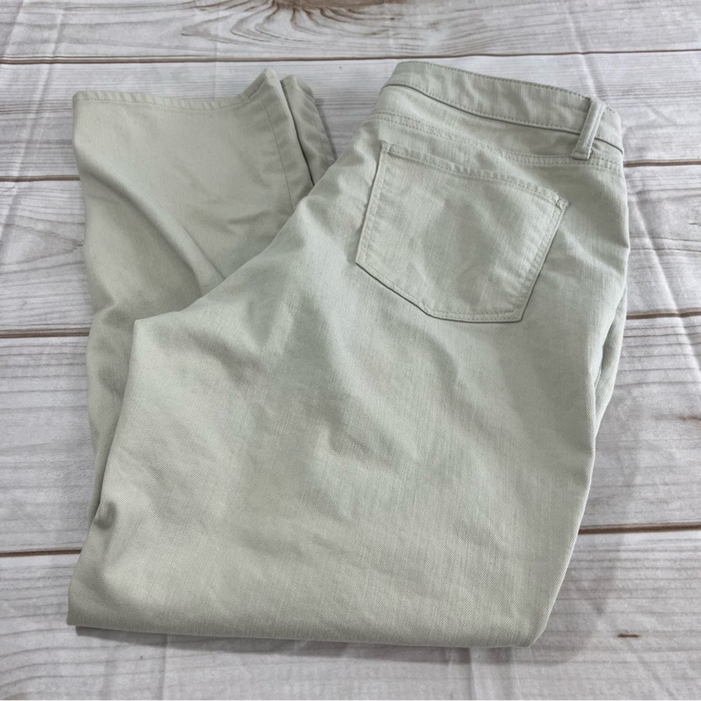 Talbots Women's Straight Leg Jeans in Light khaki
